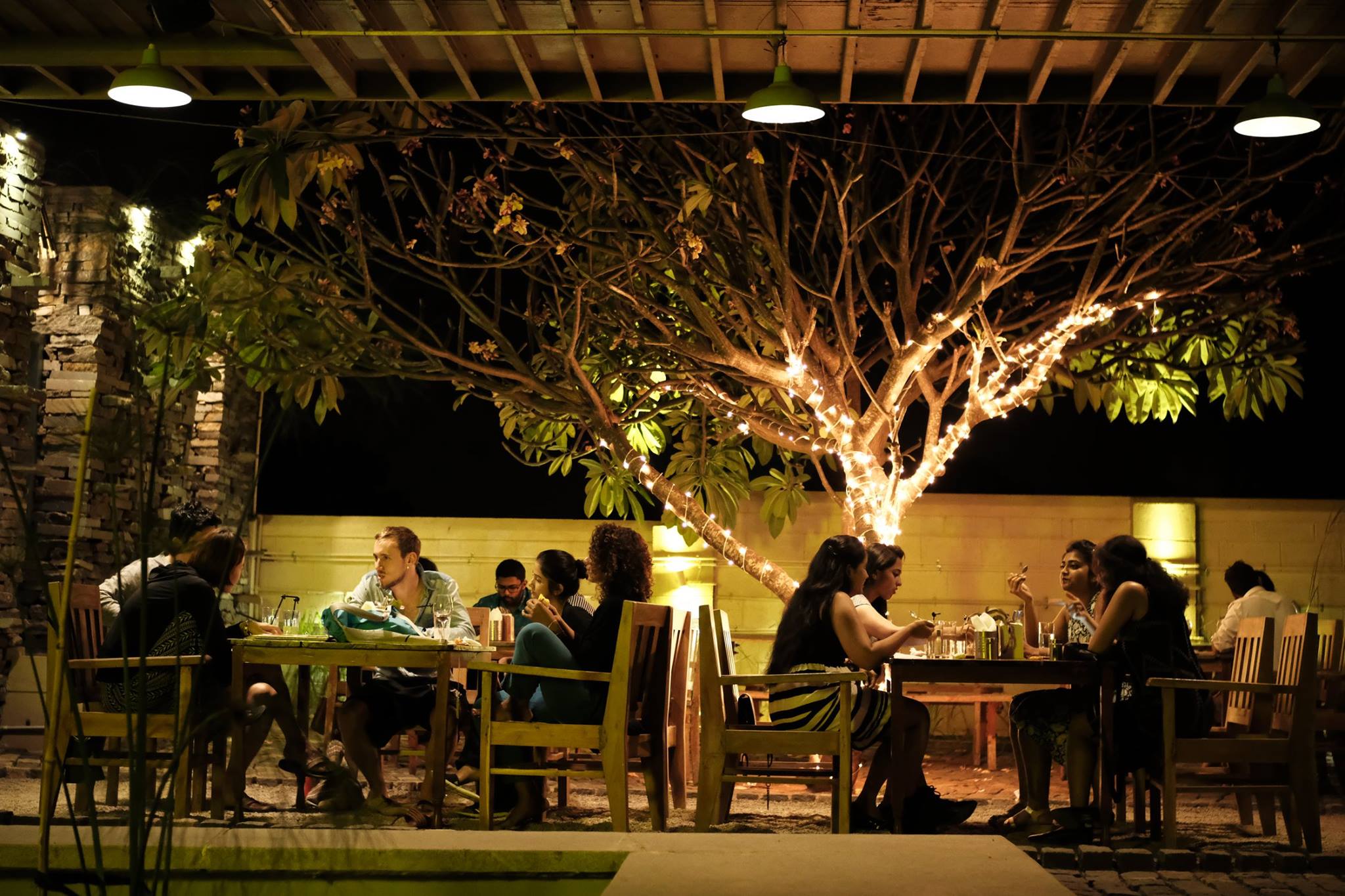 26850558_1375249809270915_196315425388522873_o